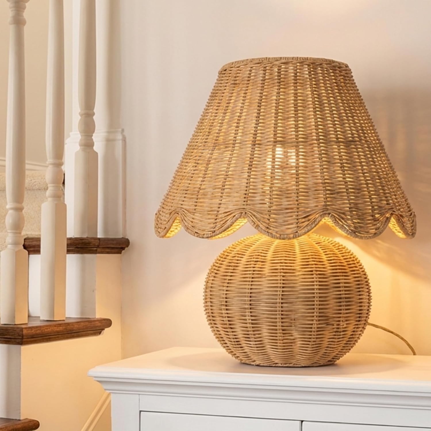 Woven Rattan Decor Table Lamp